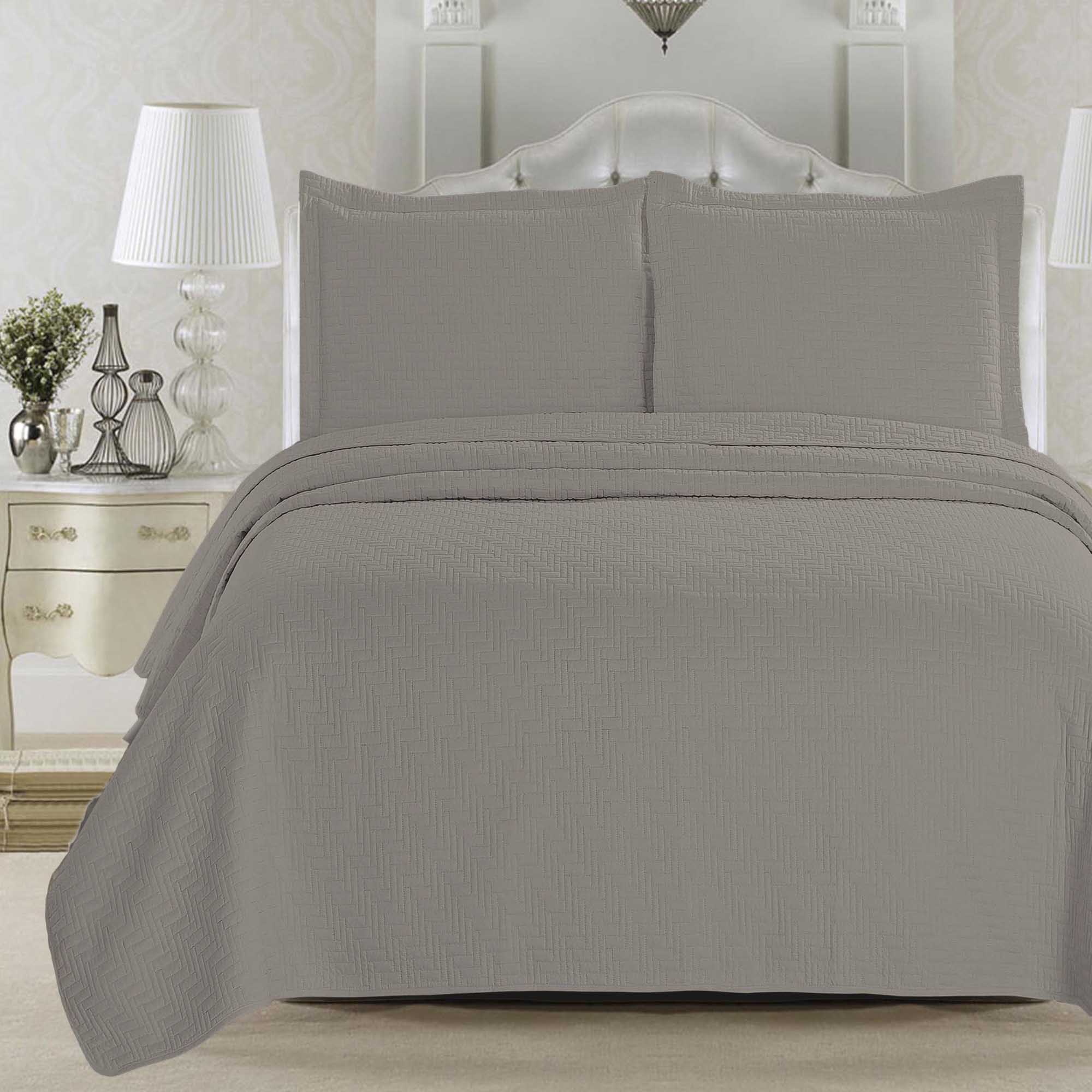 3-Piece Herringbone Stitched Quilt - Louise Collection - Image 6