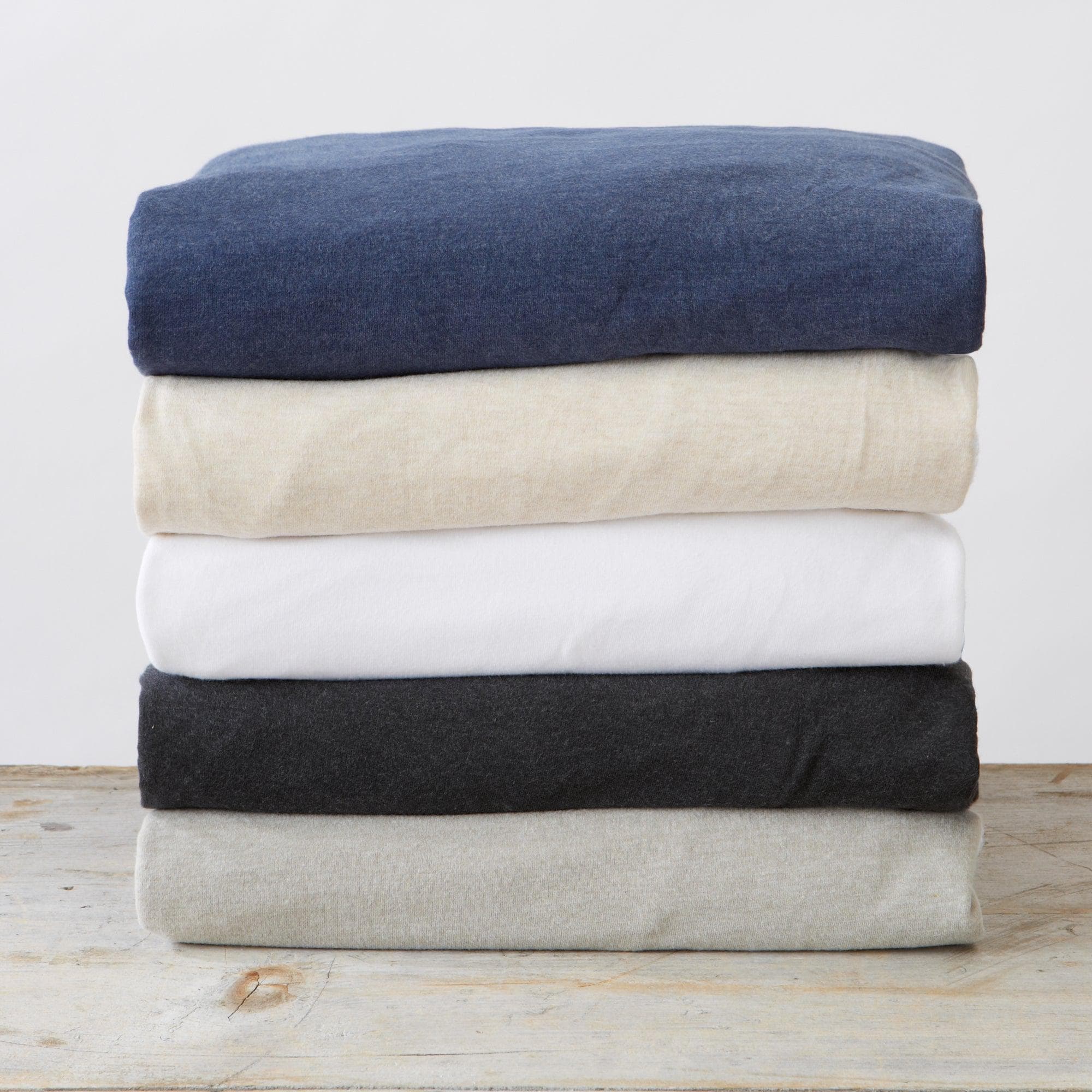 4-Piece Flannel Jersey Sheet Set - Cozy Flex Collection - Image 4