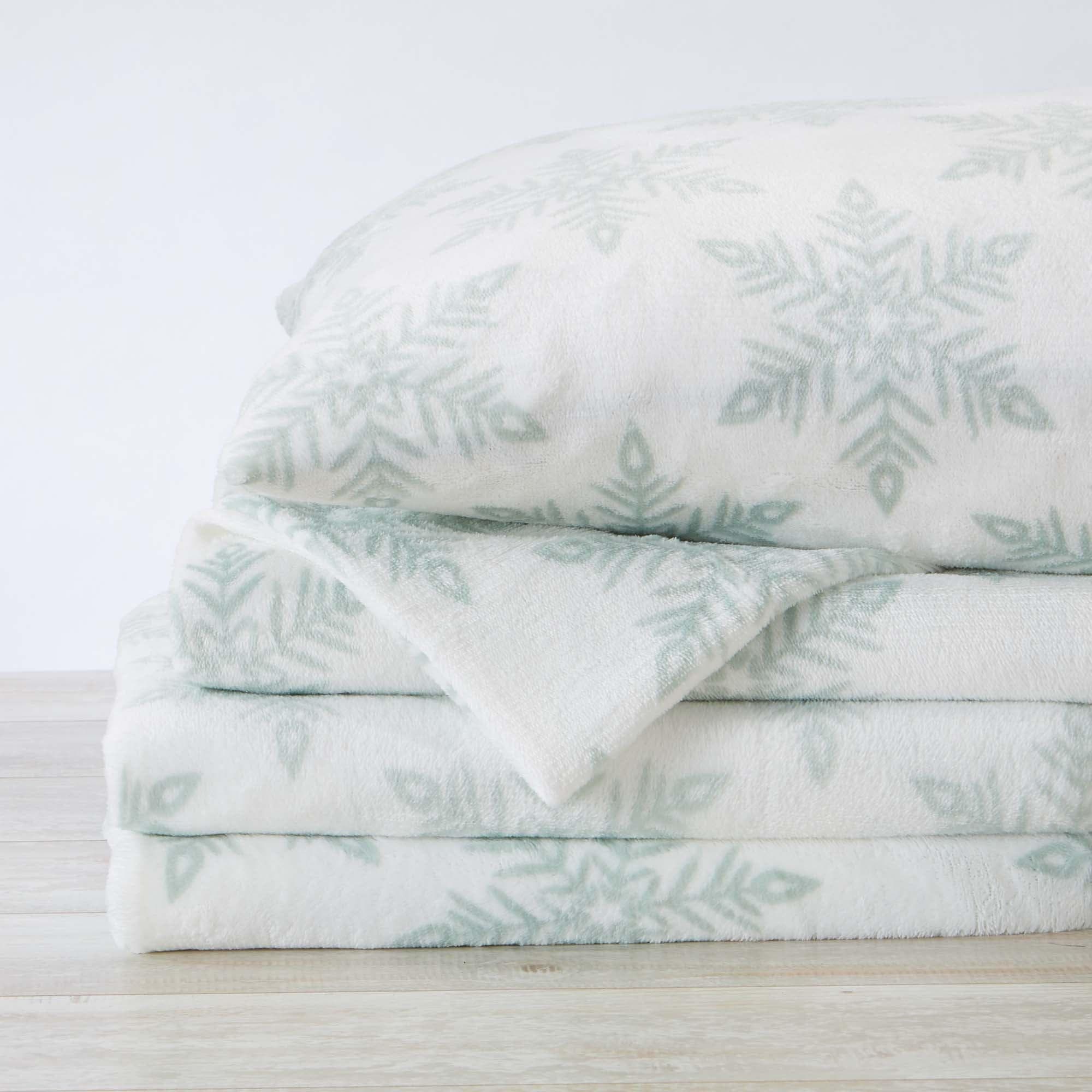 4-Piece Printed Plush Sheet Set - Velvet Luxe Collection - Image 17