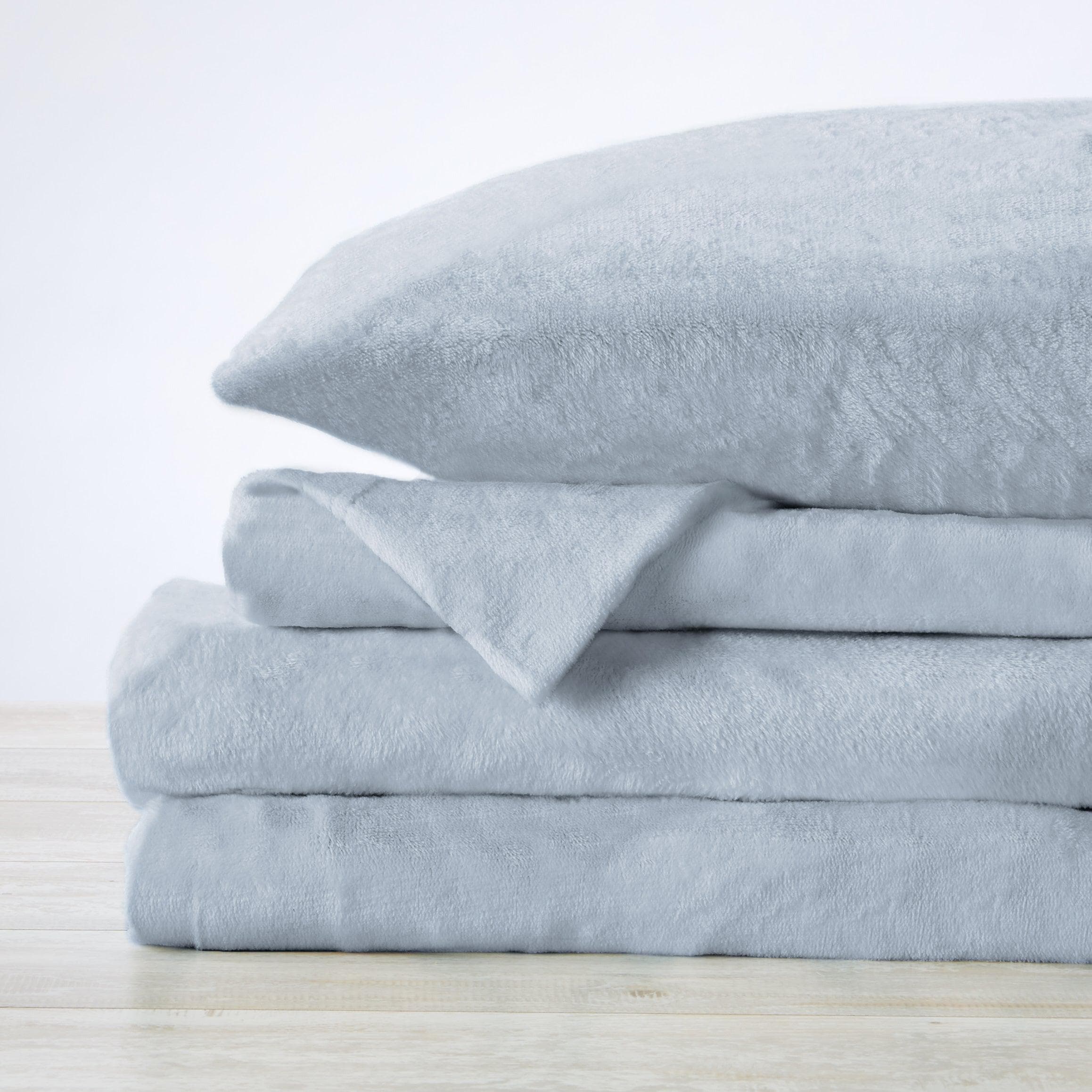 4-Piece Solid Plush Velvet Luxe Sheet Set - Image 17