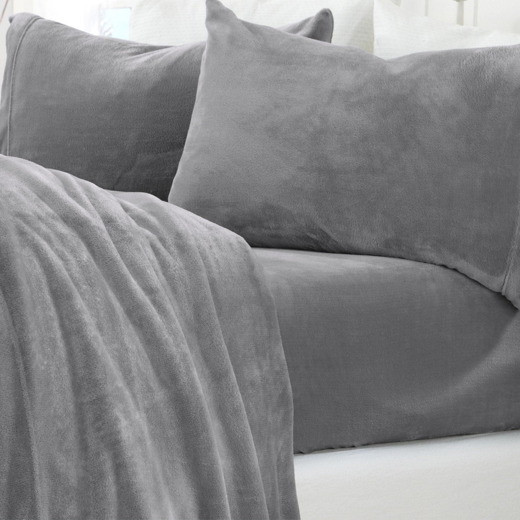 4-Piece Solid Plush Velvet Luxe Sheet Set - Image 38