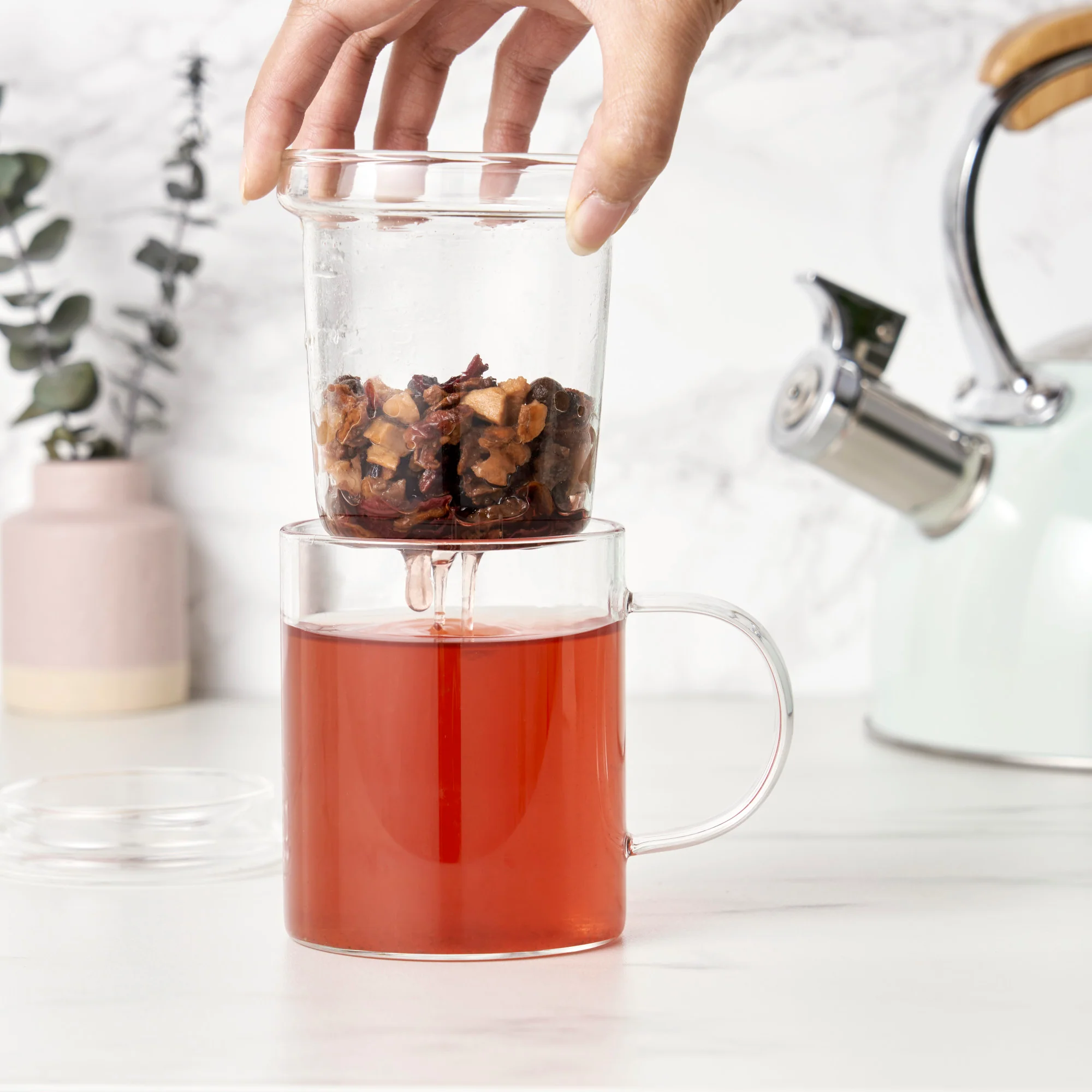 Blake glass tea infuser mug by pinky up - Image 3