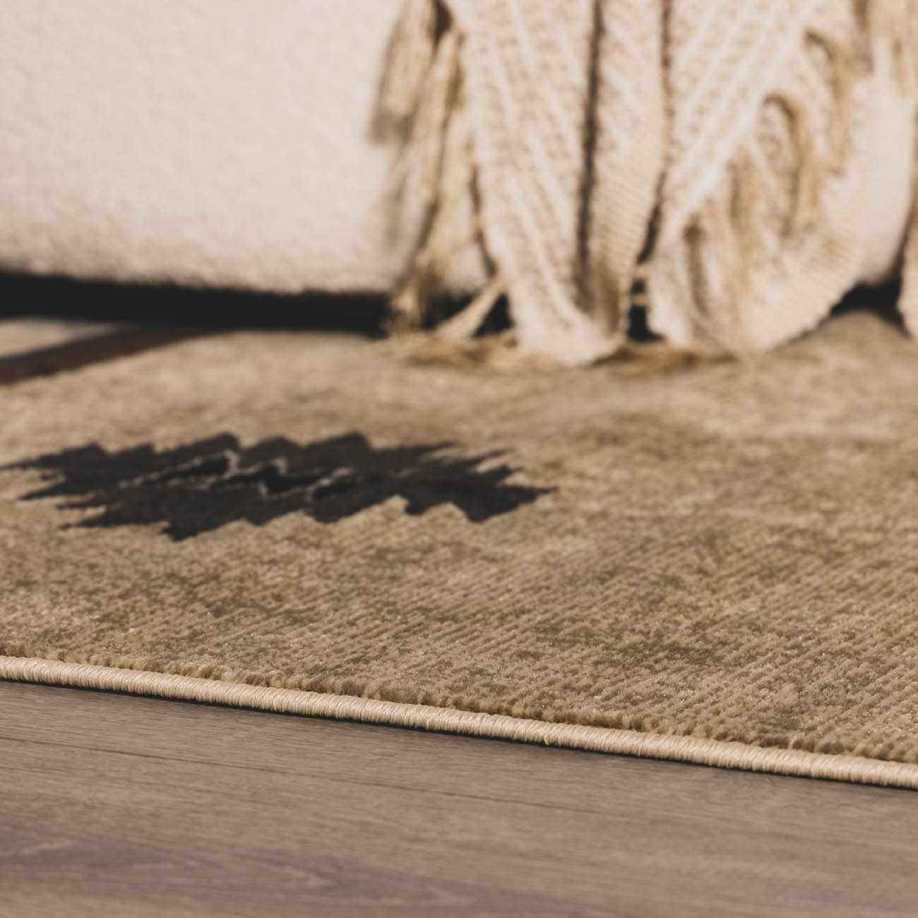 Buckhaven Brown Aztec Carpet - Image 11