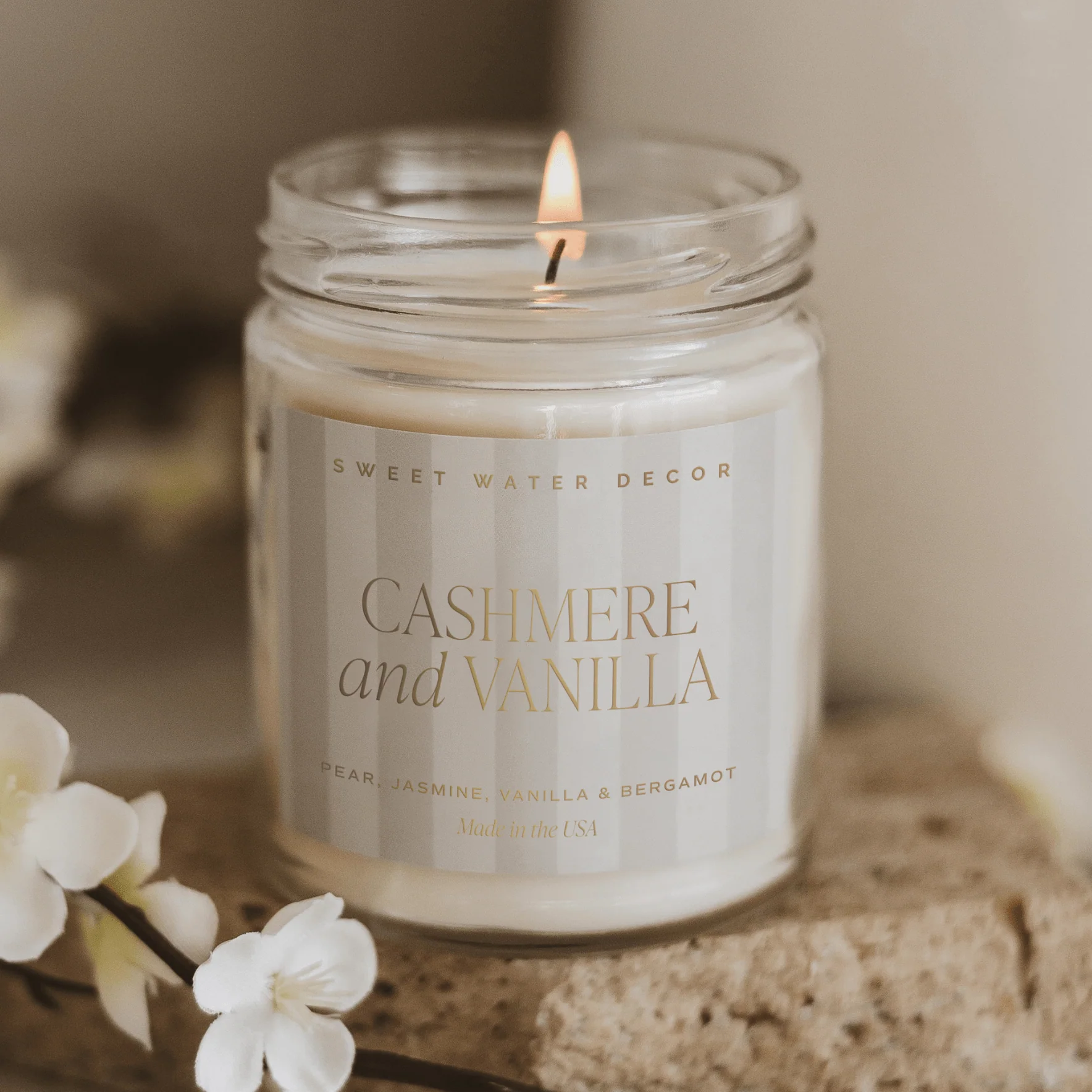 Cashmere and Vanilla Soy Patterned Candle - Clear Jar - 9 oz - Image 4