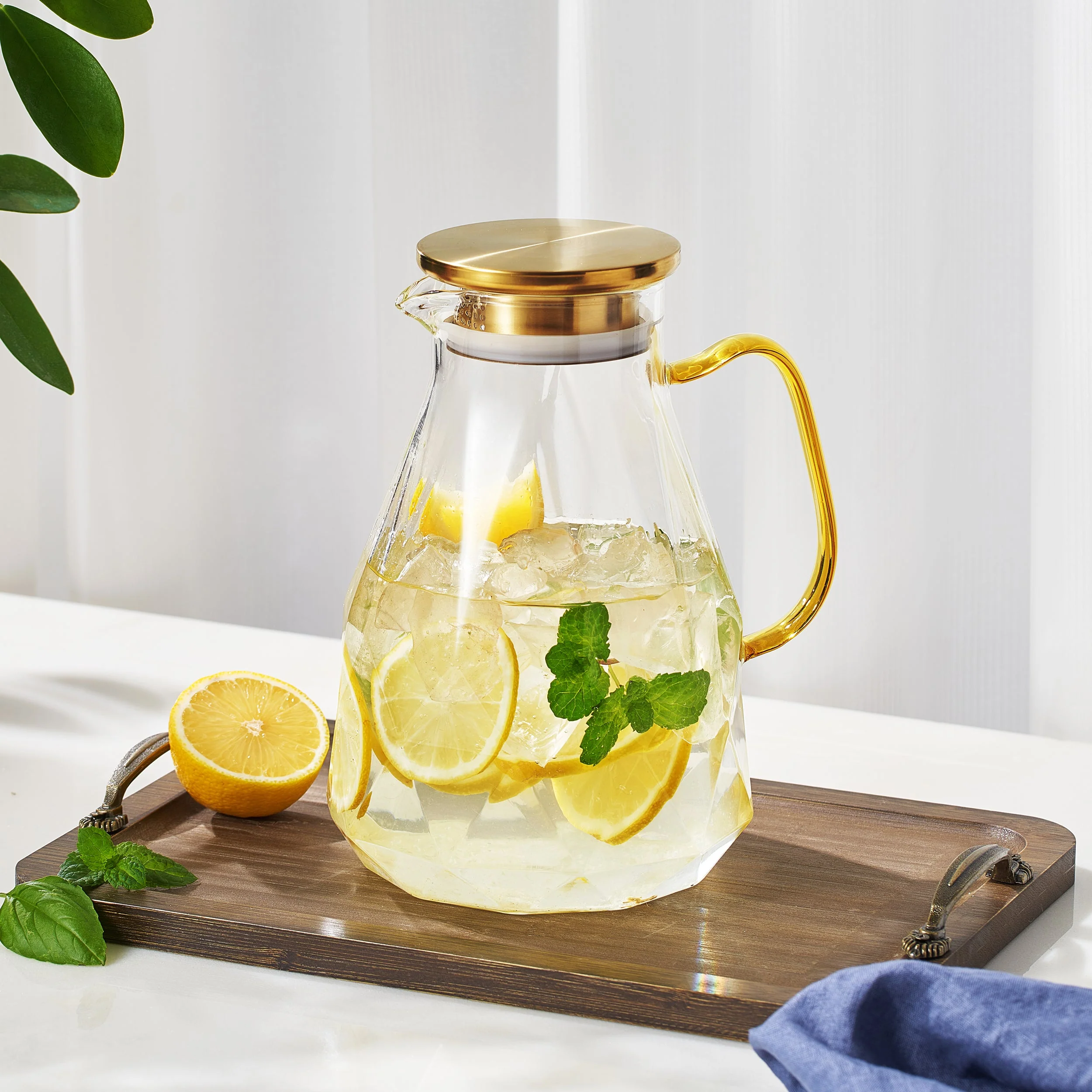 Classica Pitcher Glassware with a Gold Lid & Handle - Image 3