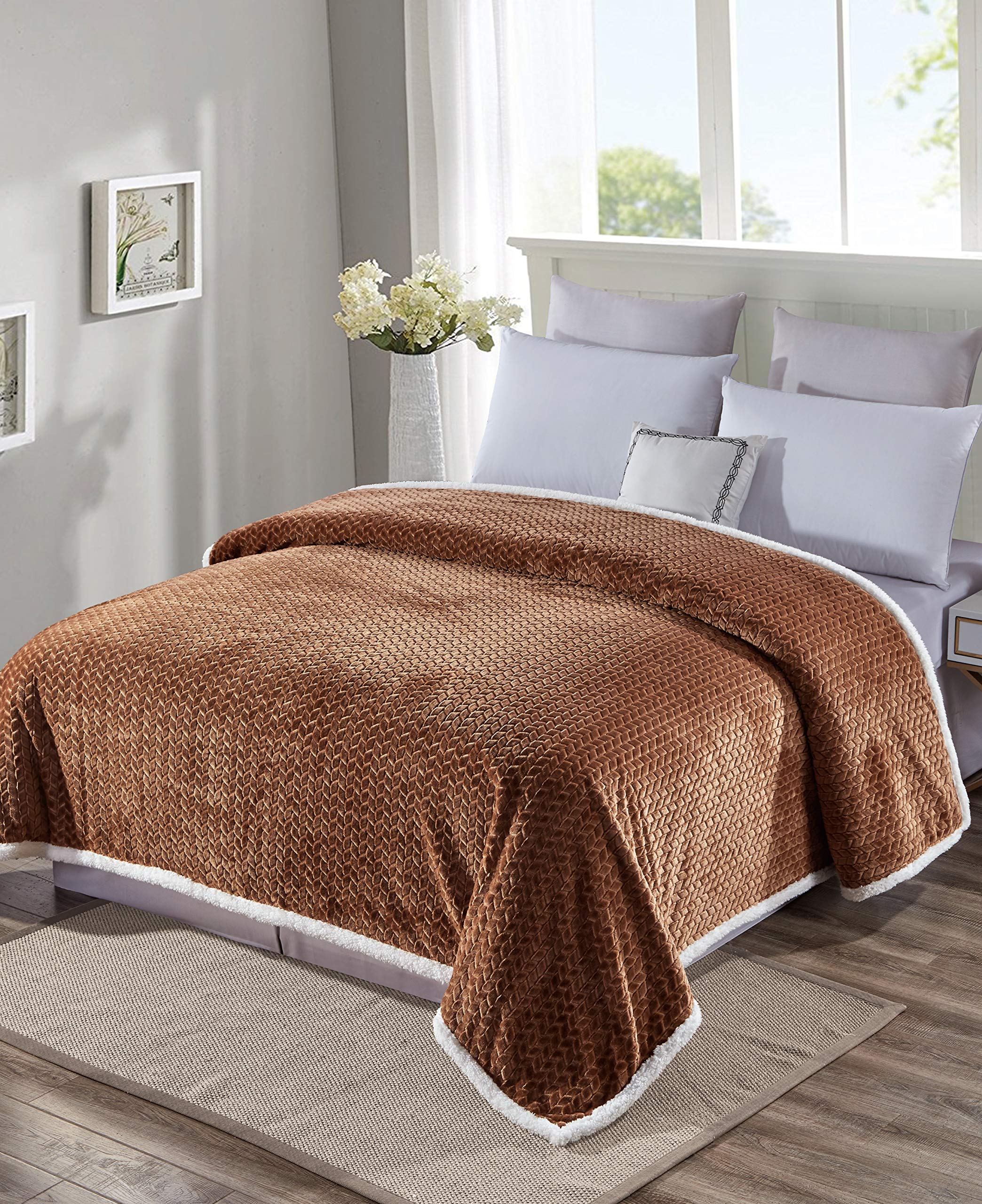 Decor&More Home Essentials Braided Sherpa Blanket - Image 3