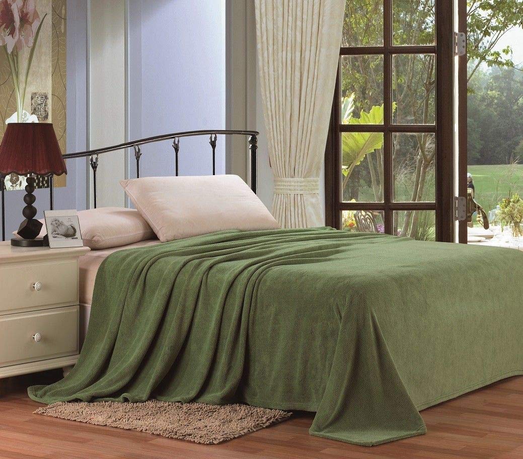 Decor&More Home Essentials Solid Microplush Blanket - Image 6