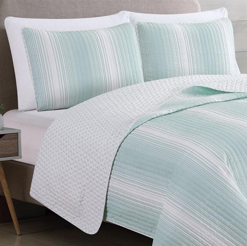 Everette Collection 3 Piece Ombre Striped Quilt Set - Image 9