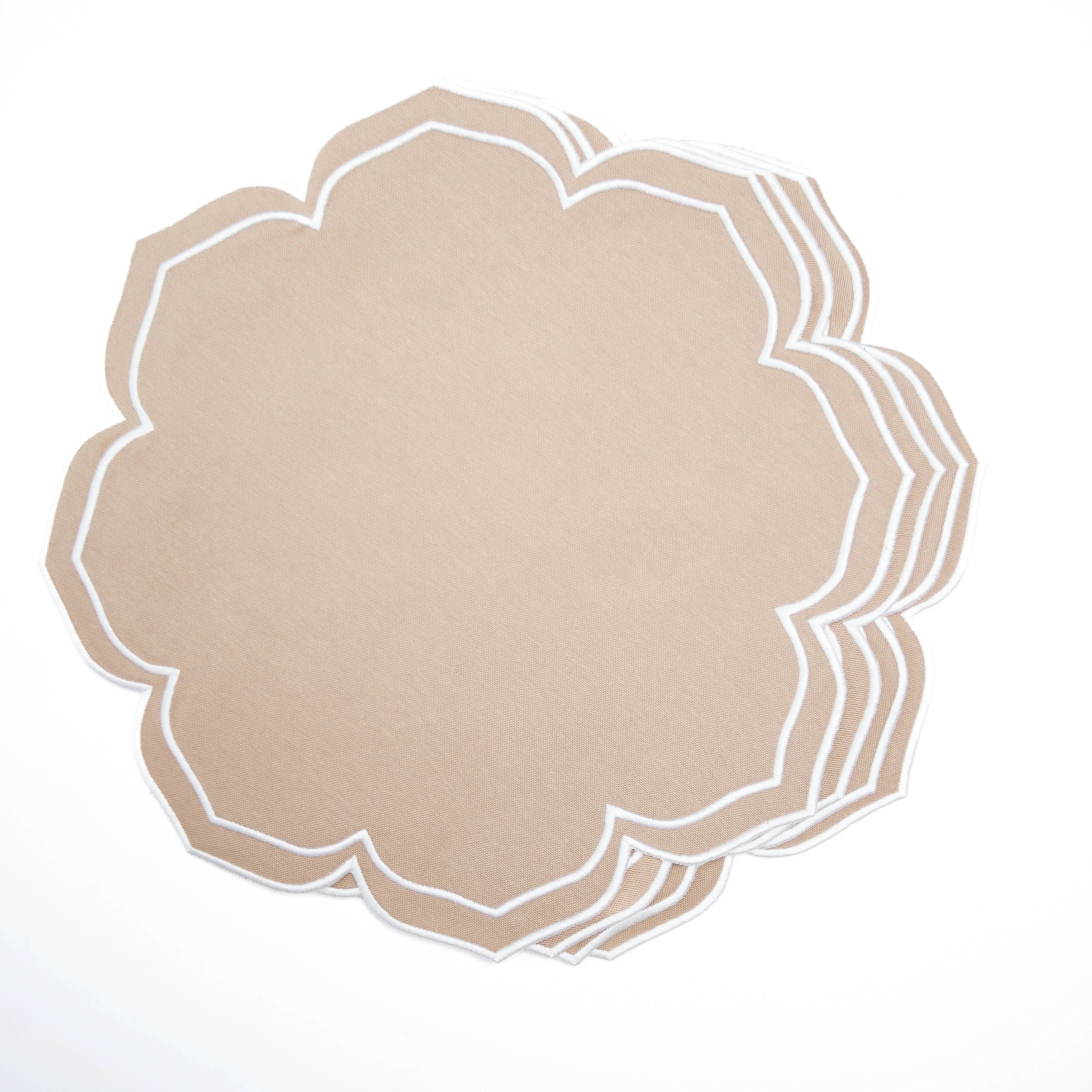 LUMERA BEIGE WAVY EDGE FABRIC PLACEMAT - Image 2