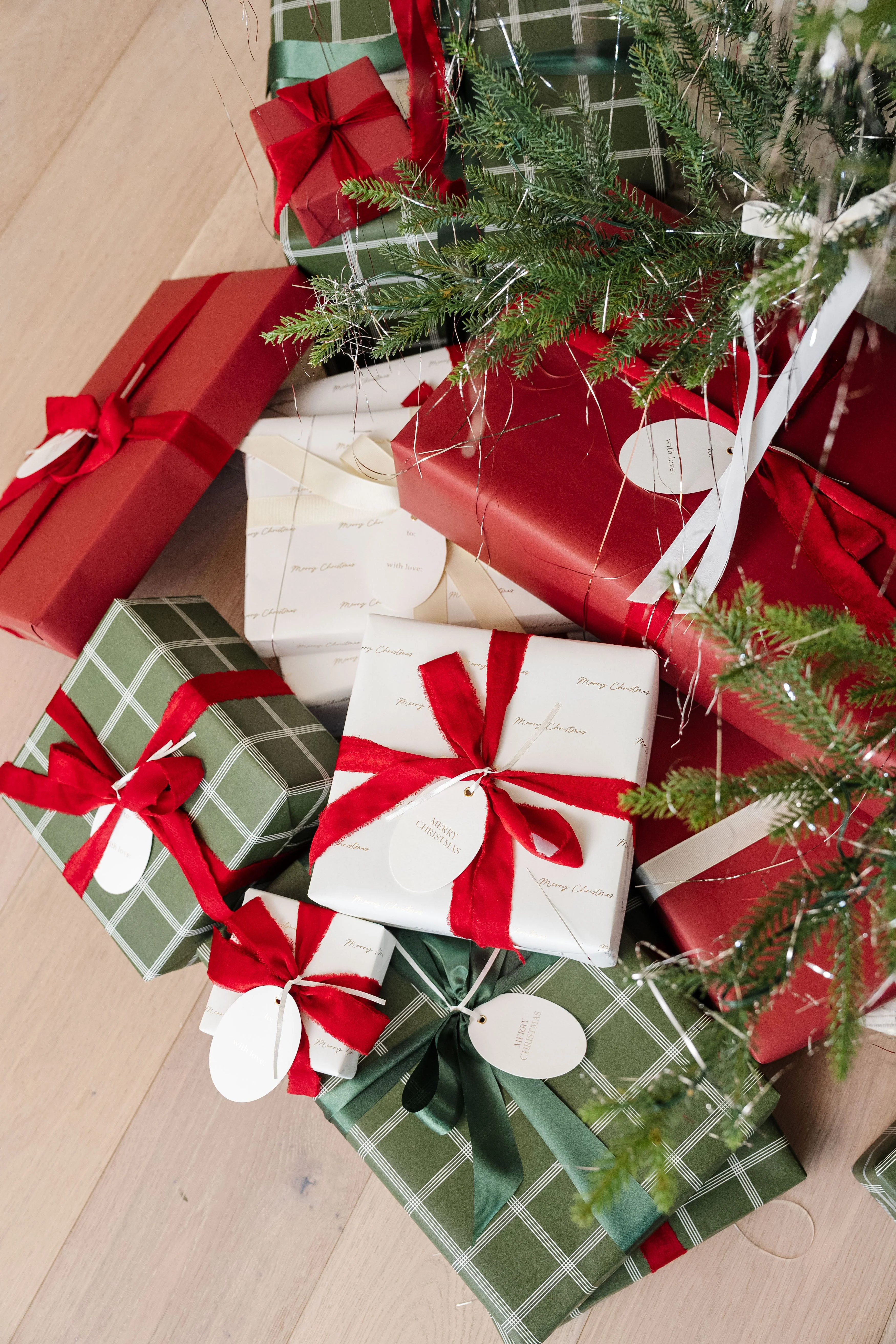 Merry Wrapping Kit (gold foil) - Image 9
