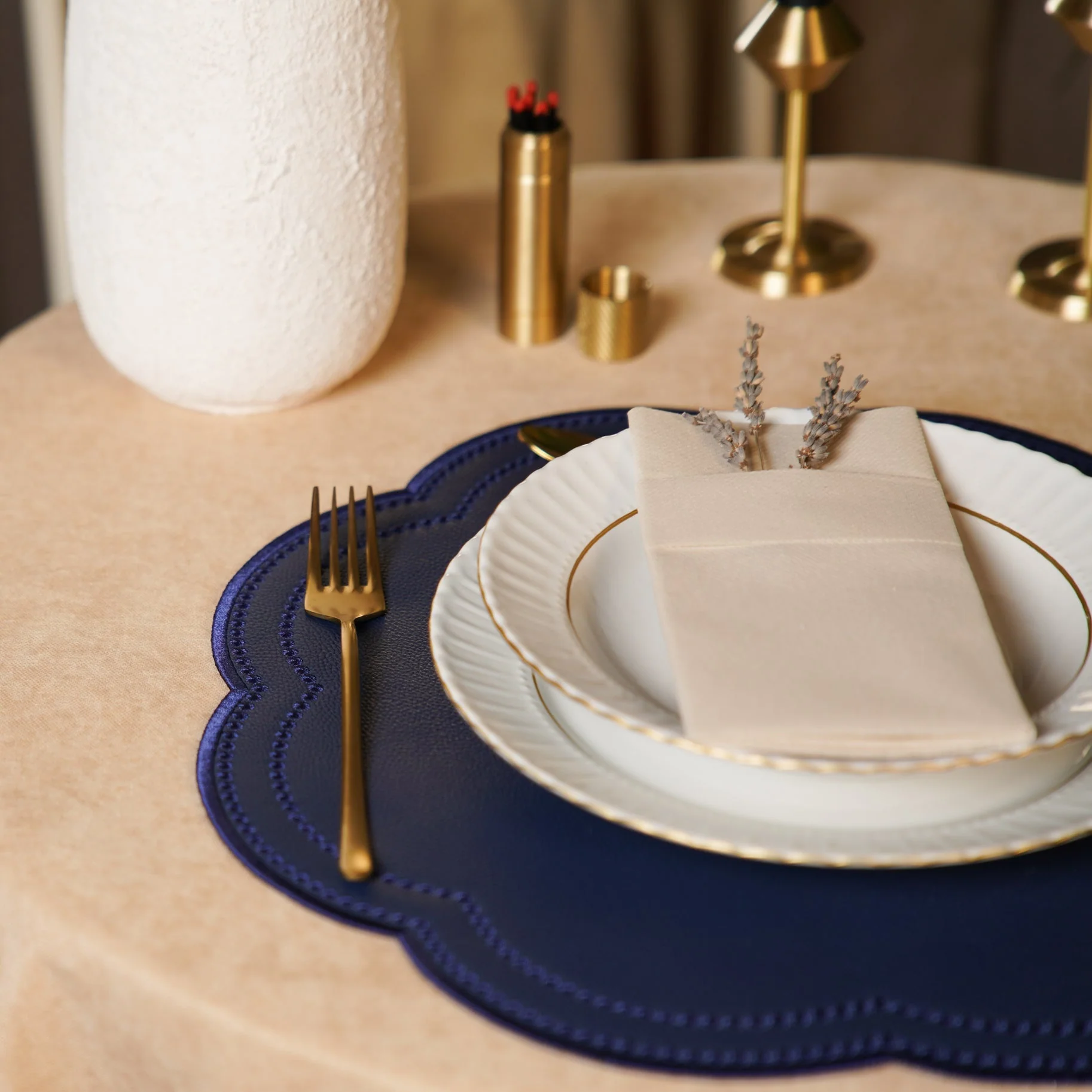 Nurture Navy Blue Round Faux Leather Placemats - Image 4