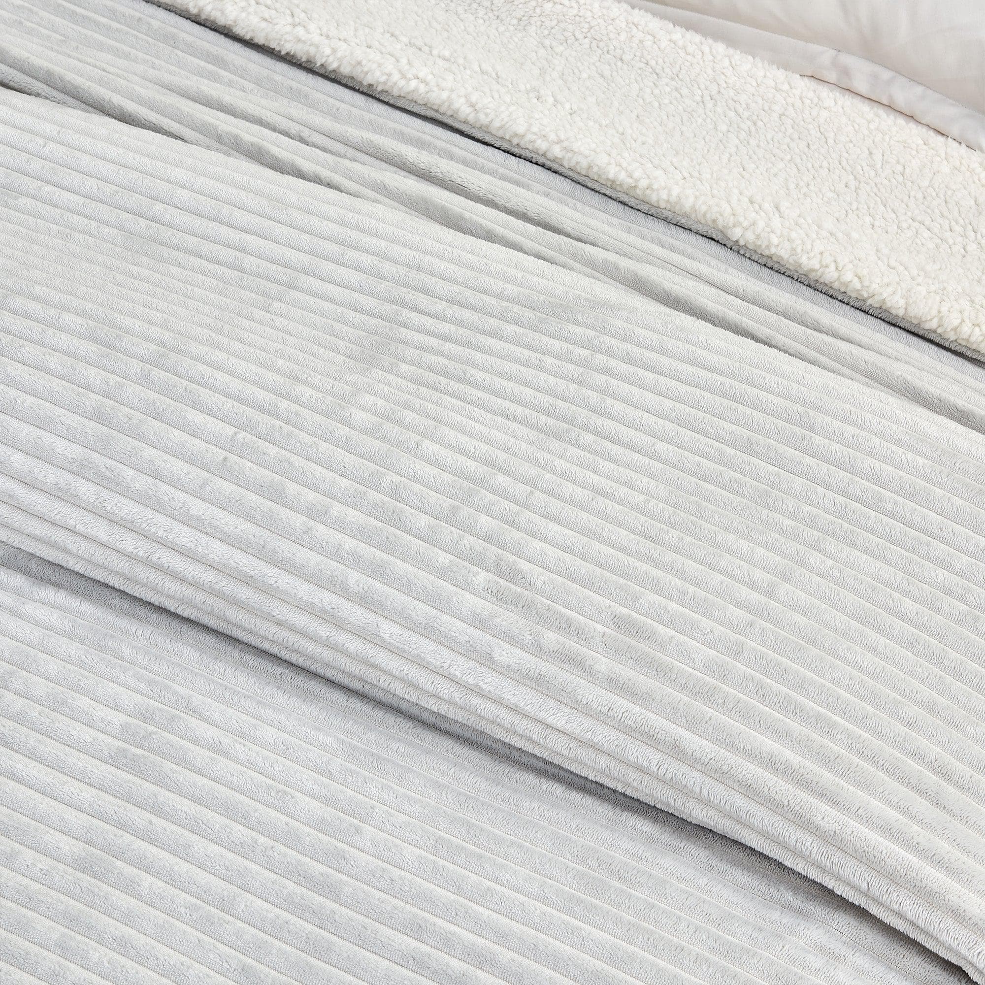 Ribbed Sherpa Throw Blanket - Corduroy Collection - Image 17