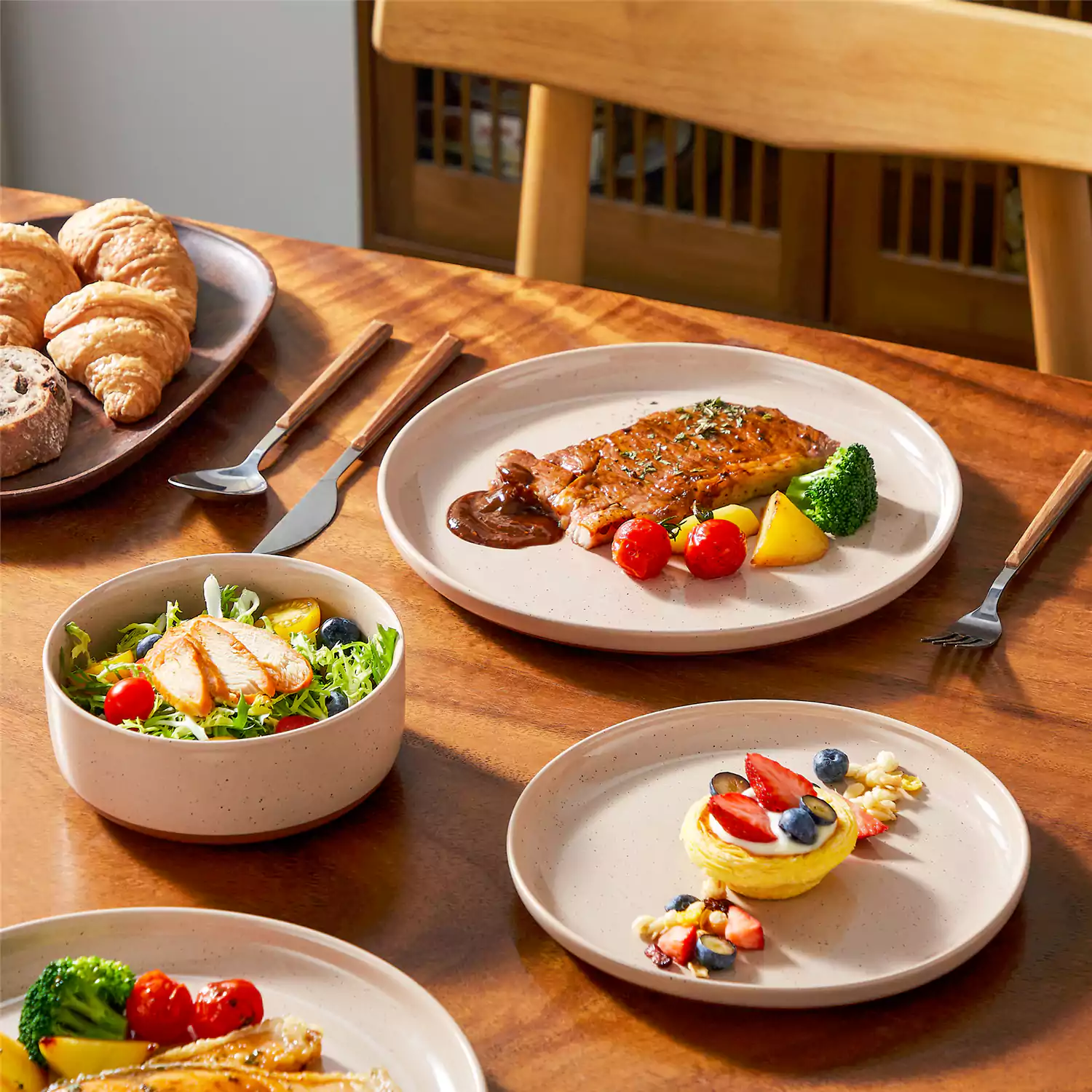 Tara Multicolor 24 Piece Dinnerware Set for 8 - Image 16