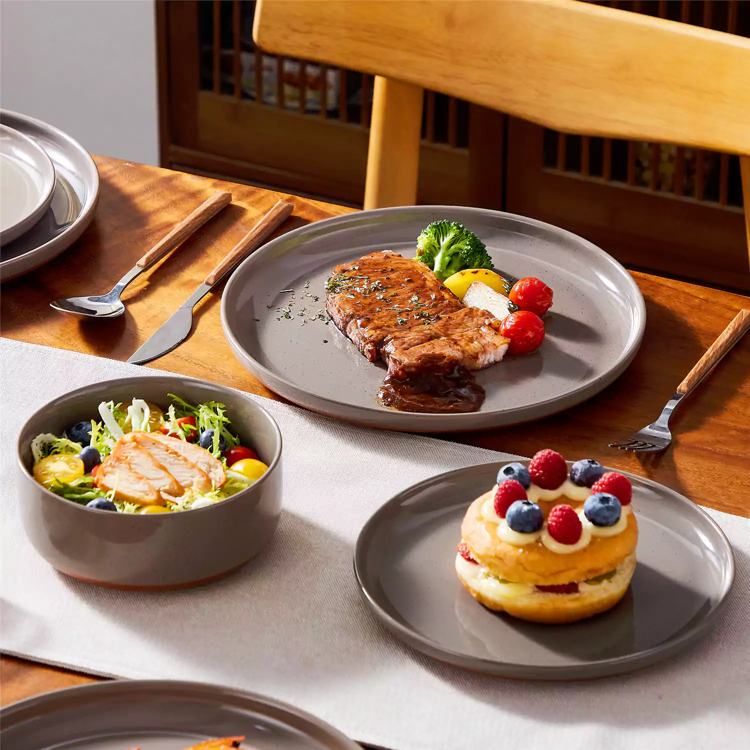 Tara Pink 24 Piece Dinnerware Set for 8 - Image 23
